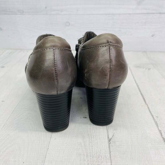 Clarks Bendables 65880 Gray Leather Side Zip Buckle Heel Shoes Bootie Sz 8.5 M - Picture 6 of 13